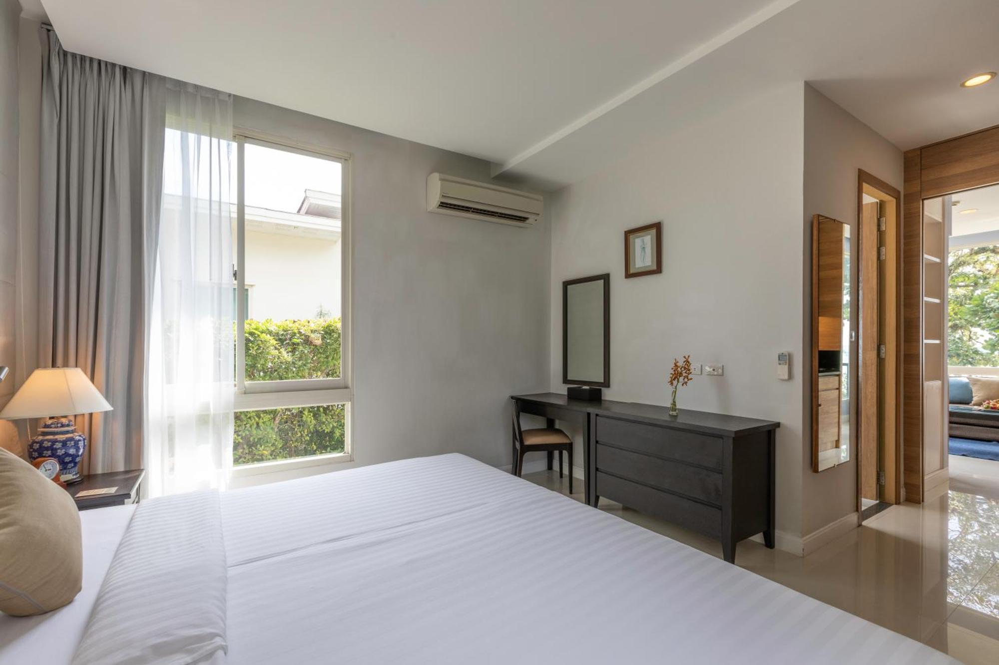 Kantary Beach Hotel Villas & Suites Khao Lak Exterior photo